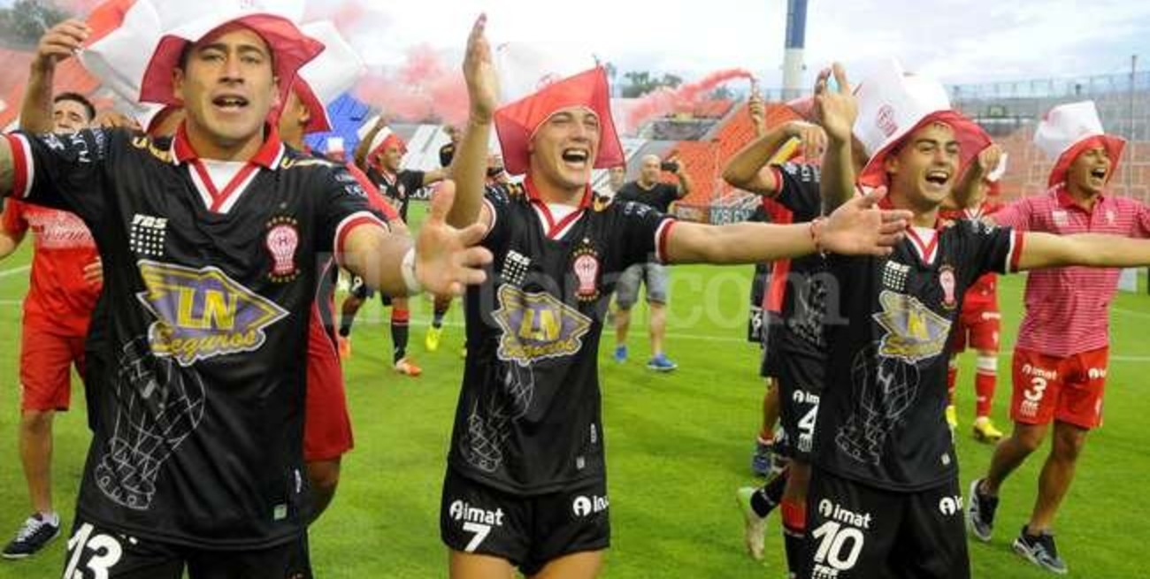 Huracán regresó a Primera y cerró un 2014 inolvidable