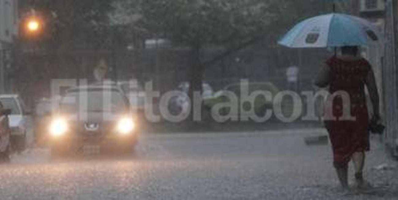 La intensa lluvia paralizó la ciudad 