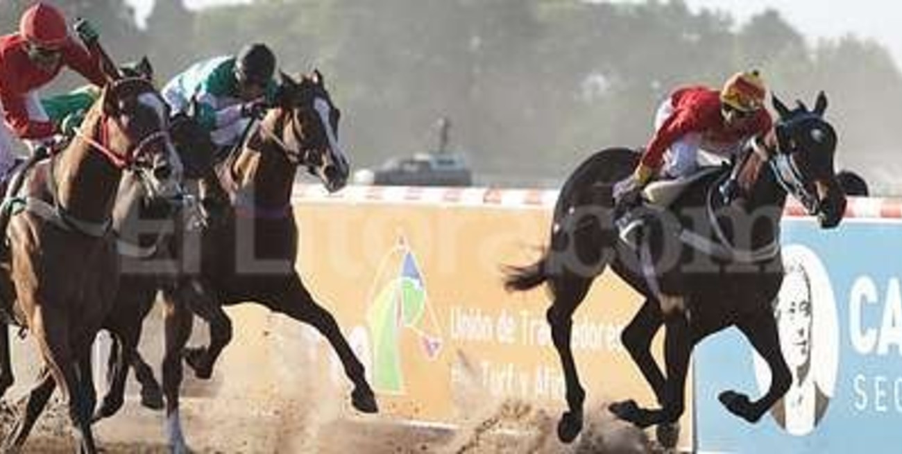 El Apertura, sobre catorce cuadras