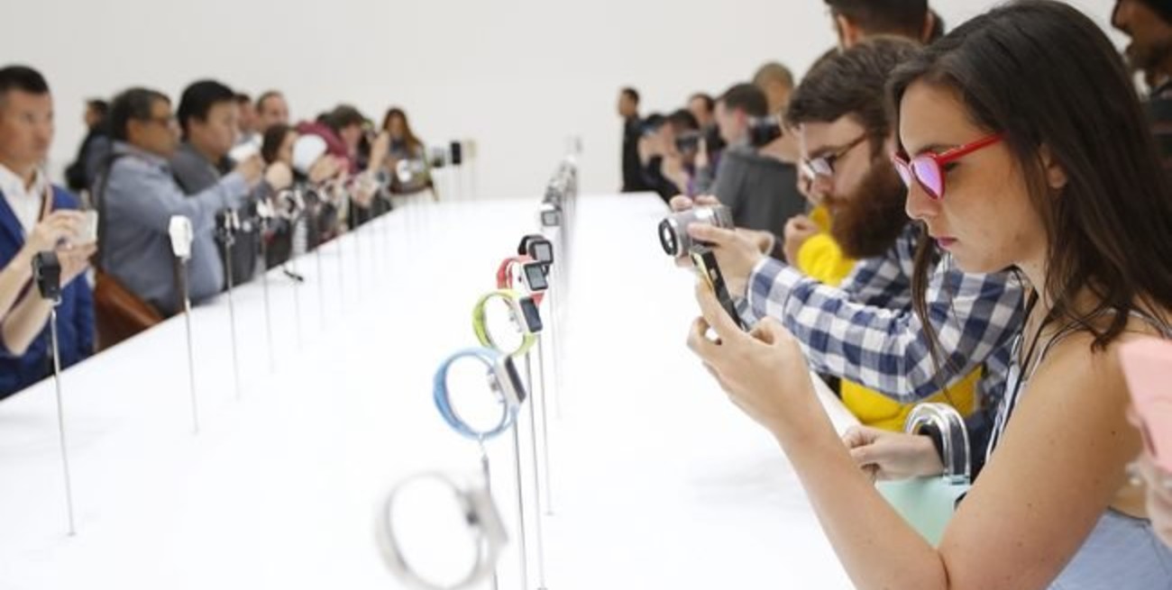 Apple presentó el iPhone 6 y el reloj inteligente "Watch"