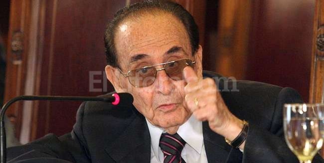 Aníbal Fernández pidió que se evalúe la "capacidad psicofísica actual" de Carlos Fayt