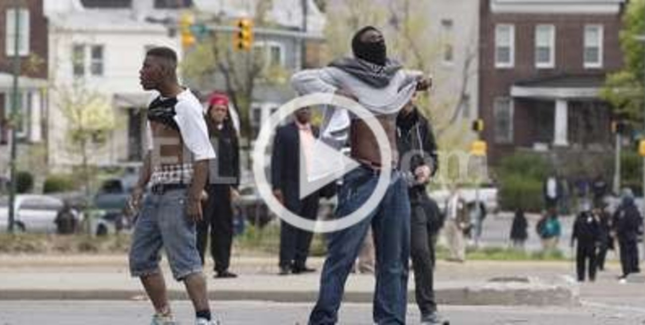 Manifestación contra el racismo terminó con enfrentamiento con la policía