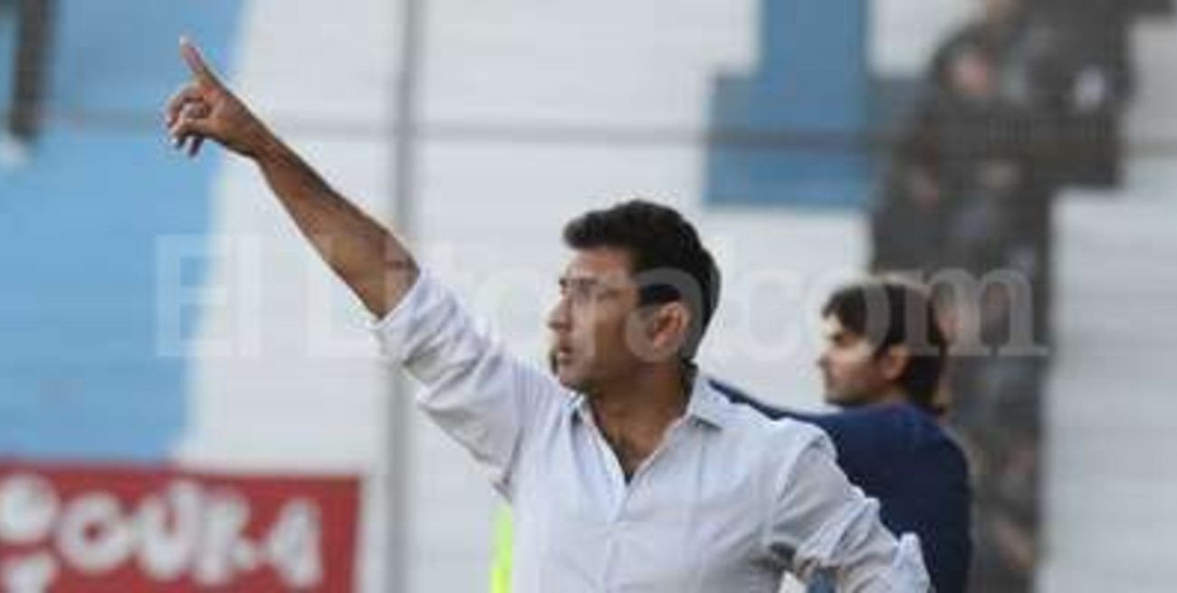 Hoy asume Astrada y ya piensa en Colón