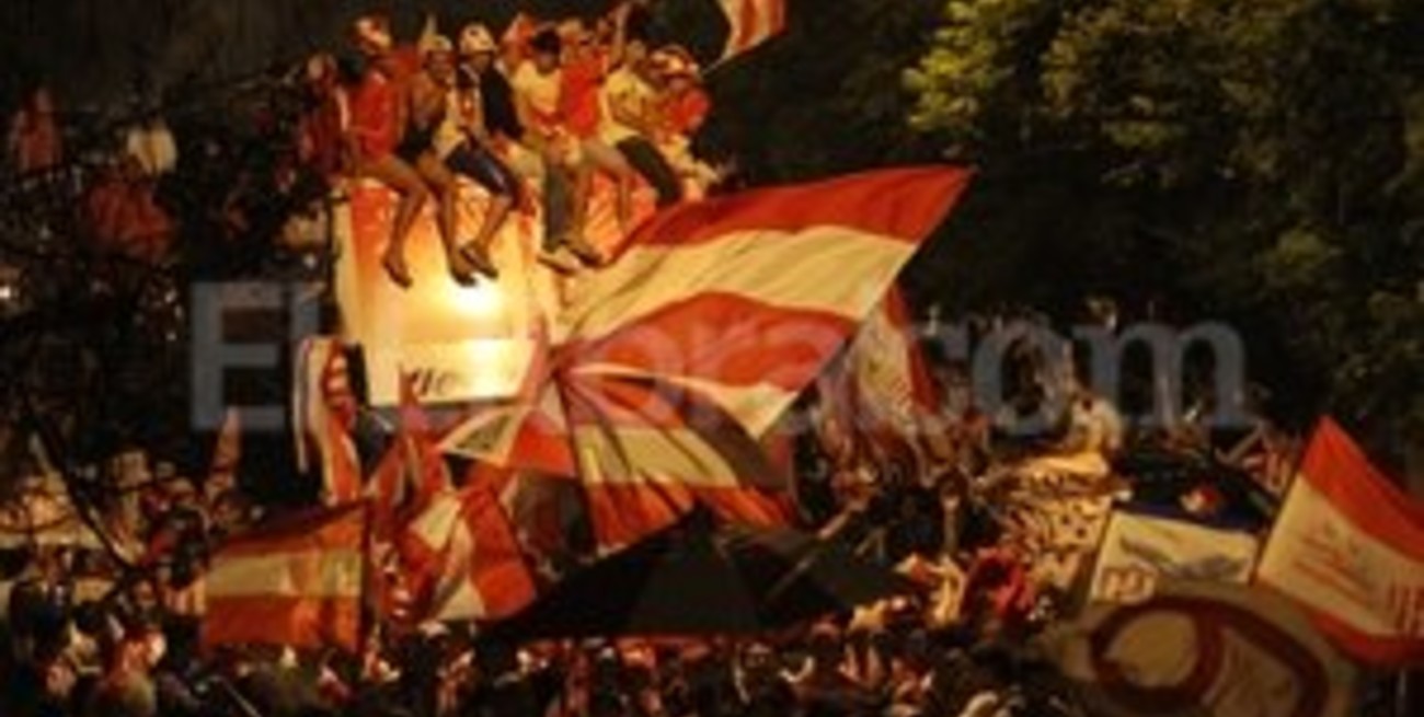 Unión "copa" la ciudad el día de la fundación