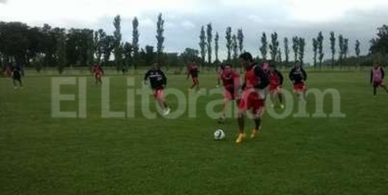Unión tuvo su primera práctica en Mar del Plata