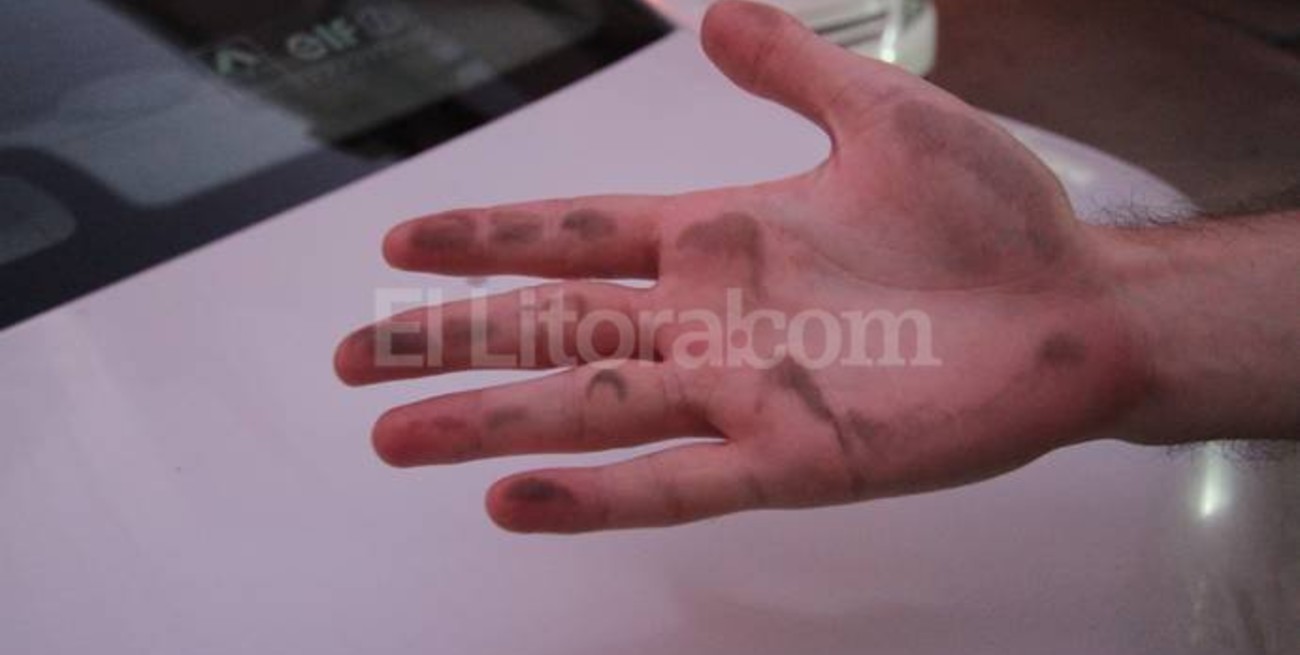  Advierten que la nube de cenizas provocada por el volcán Calbuco puede acentuarse 