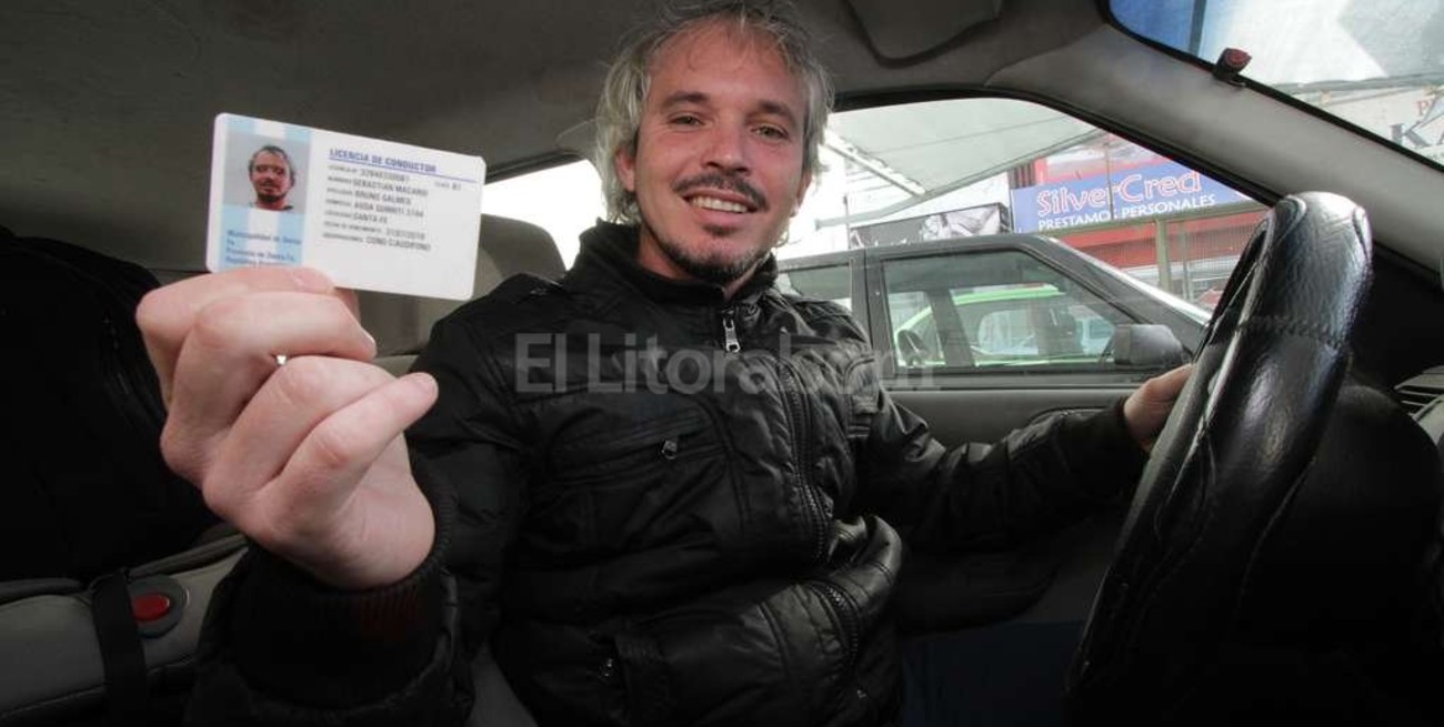 Santafesinos logran que las personas sordas puedan manejar en todo el país