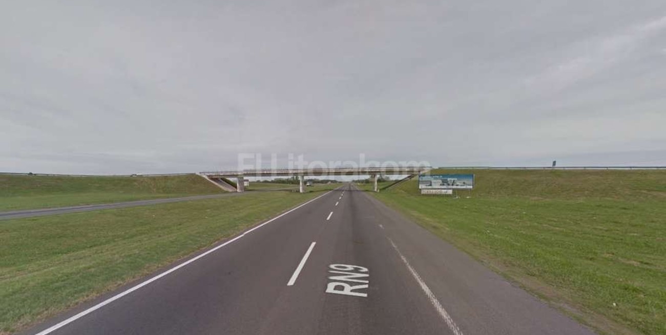 Cedió la pila de un puente en la autopista Buenos Aires - Rosario