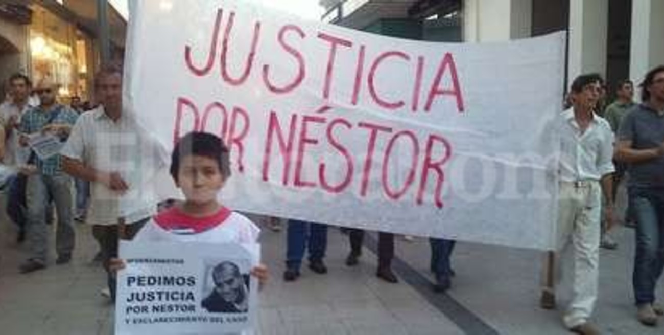 Familiares y amigos de Néstor Vázquez marcharon para pedir por justicia y seguridad