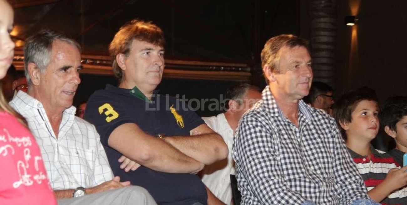 Godano anuncia que habrá elecciones en diciembre