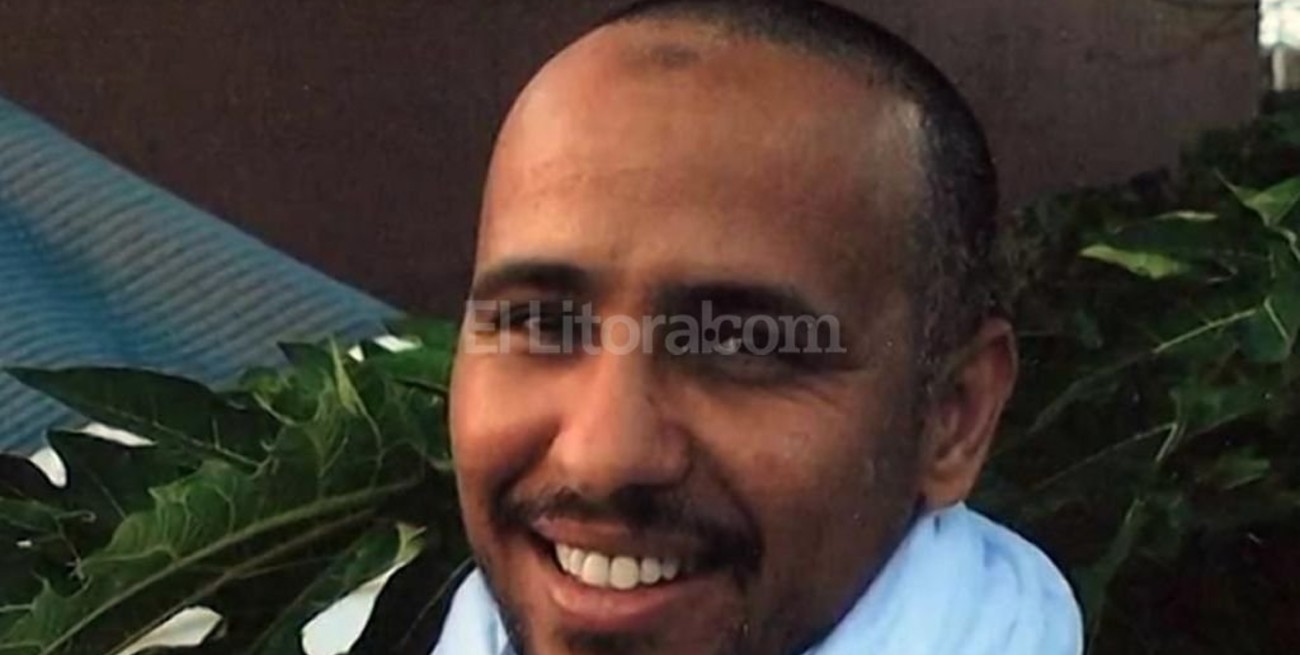 Estados Unidos transfiere a Mauritania al autor de los "Diarios de Guantánamo" 