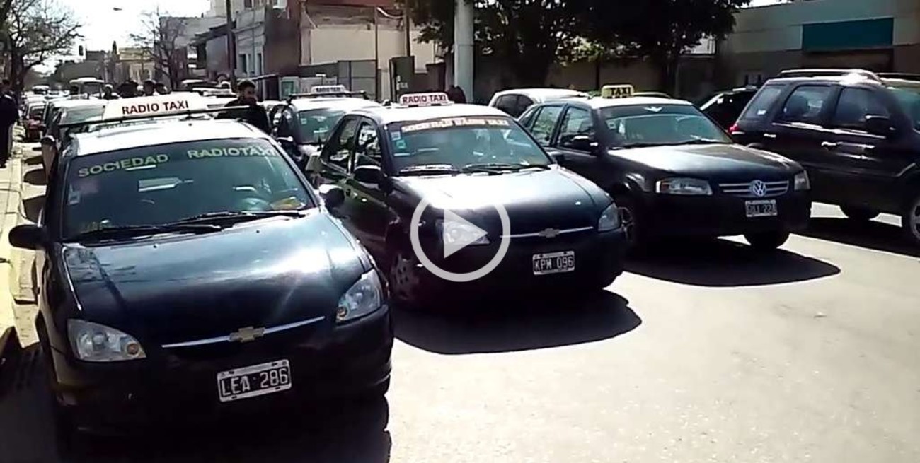 Los taxistas sufren entre 40 y 50 asaltos por mes