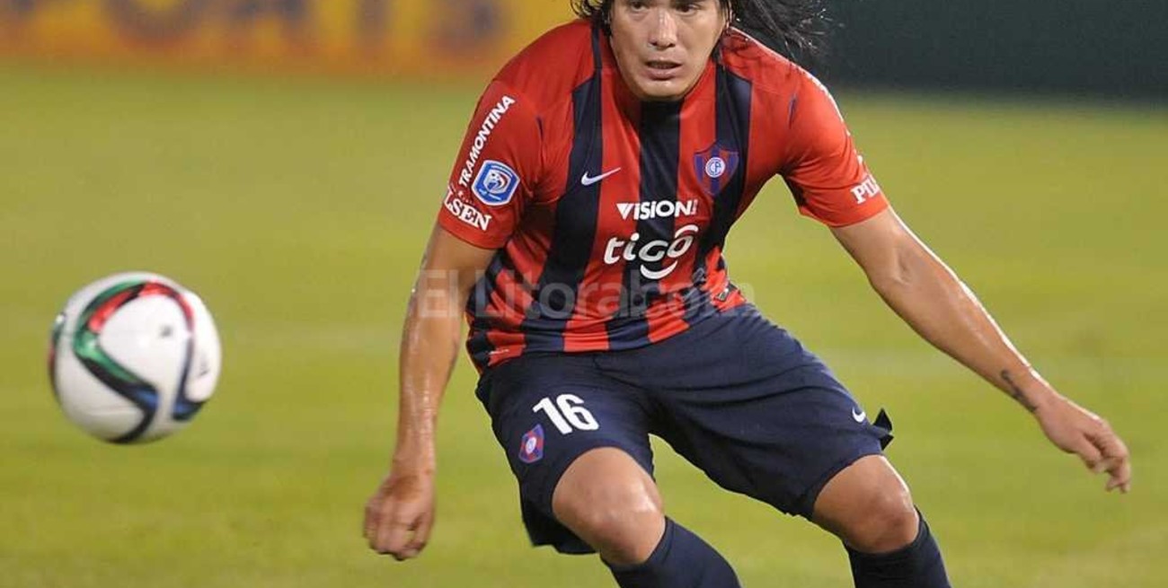 Lo buscó Rafaela pero vendría a Colón: el paraguayo Oviedo 