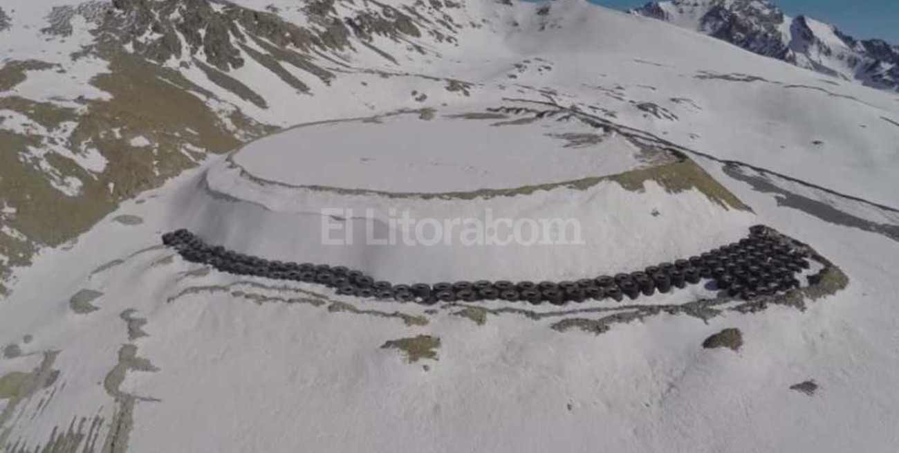 Denuncian que una minera chilena tiró residuos tóxicos en suelo argentino