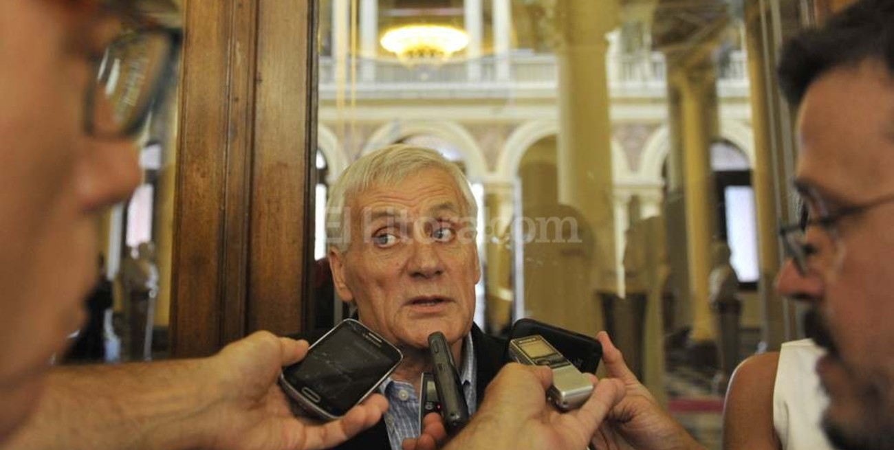 Sindicalistas se reúnen con obispos por la situación social