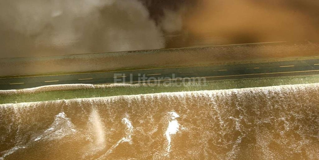 Sigue cortada la RN Nº 8 y por la Nº 9 se circula con tránsito asistido