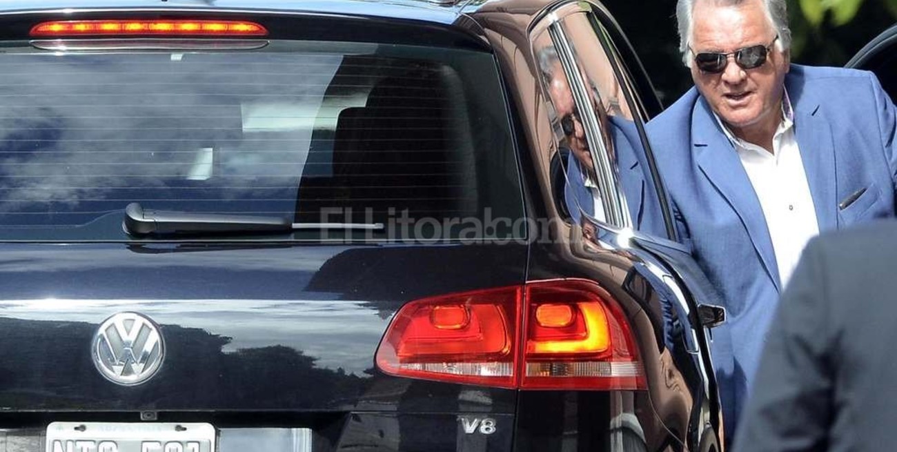 Barrionuevo confía en que habrá un bono de fin de año de 2 mil pesos