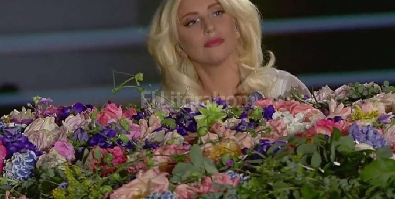 Lady Gaga cantó "Imagine" y emocionó a todos