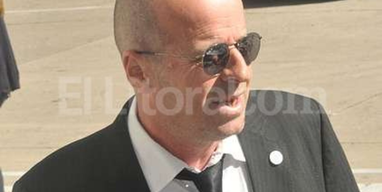 Suspendieron al defensor Ganón