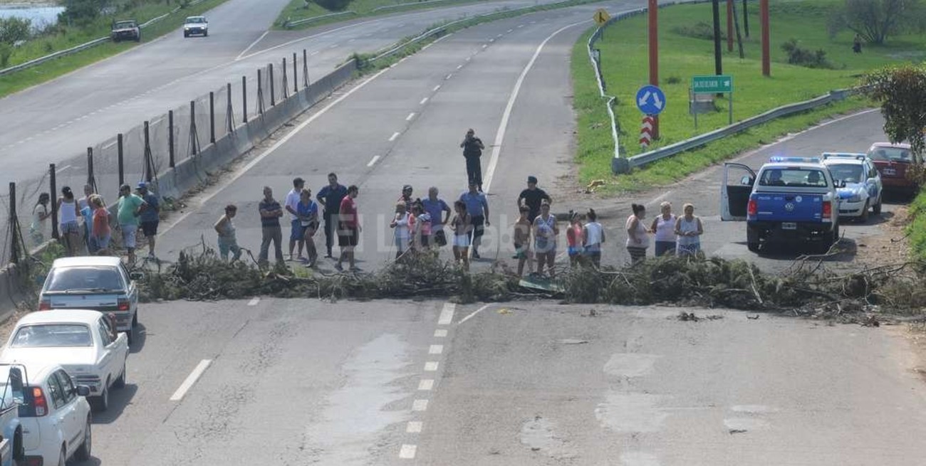 Corral y los cortes: "Hay que ser menos tolerante en situaciones de emergencia"