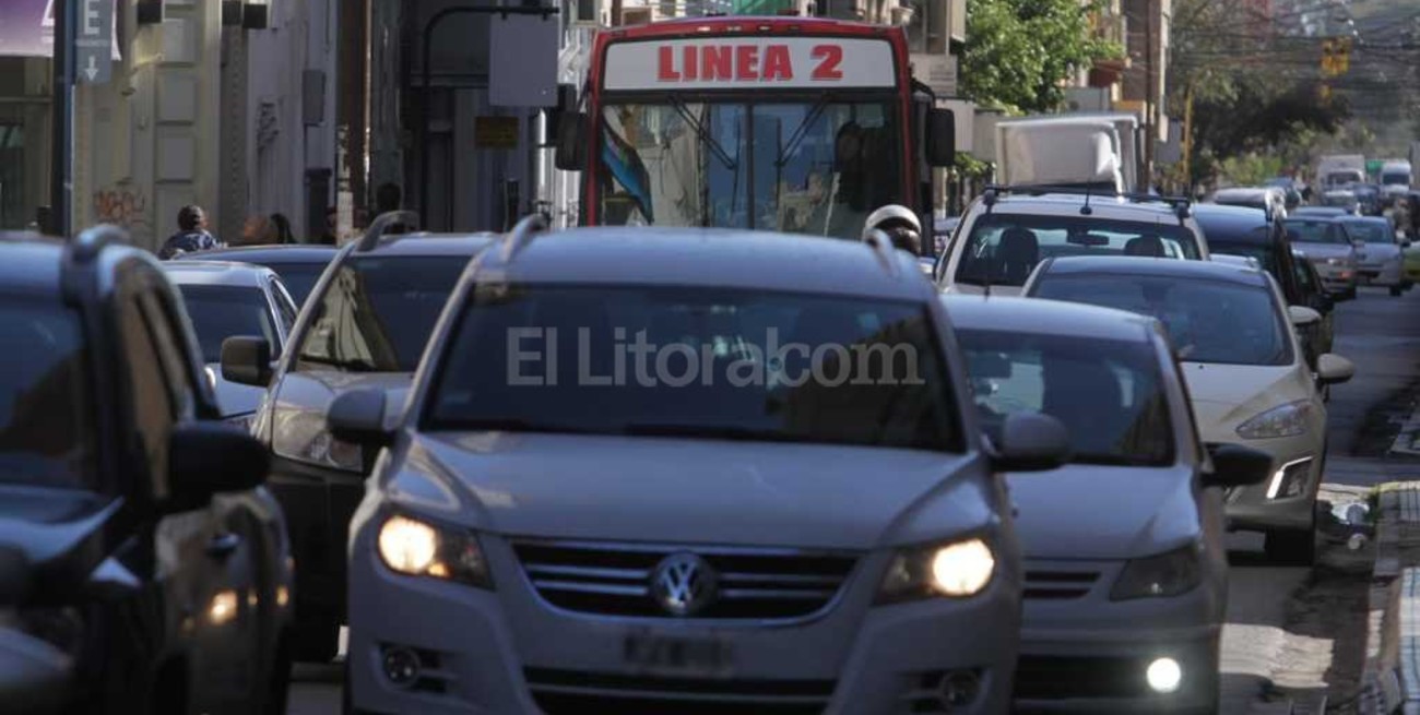 Recorridos alternativos de colectivos por bacheo