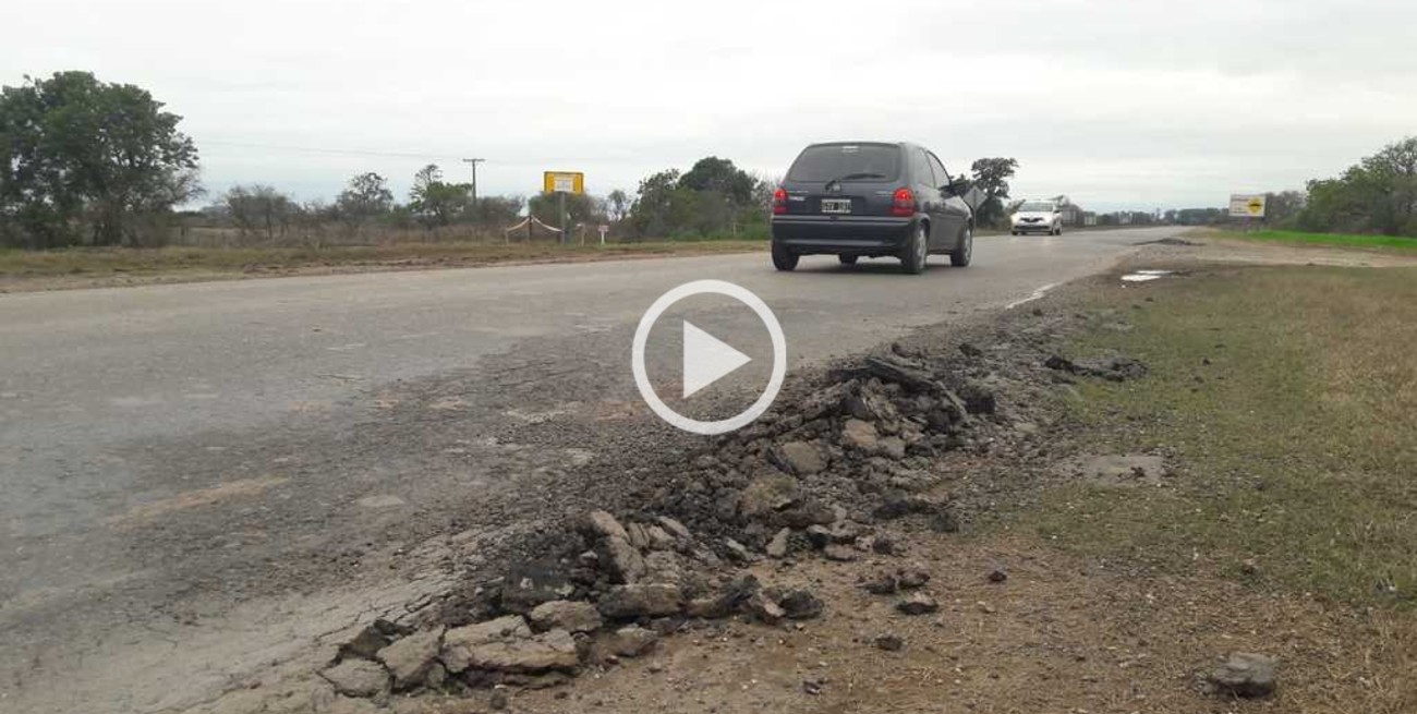 La ruta provincial 4 sigue repleta de grandes pozos