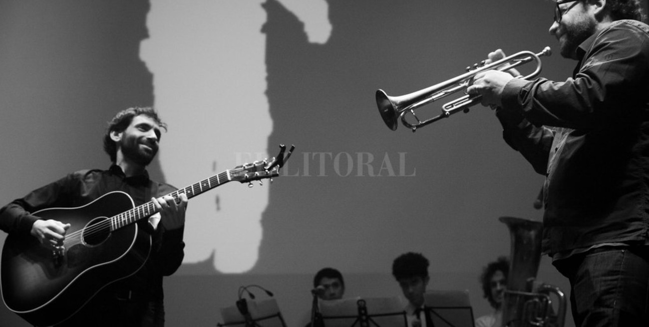 Gillespi toca en el Rosa