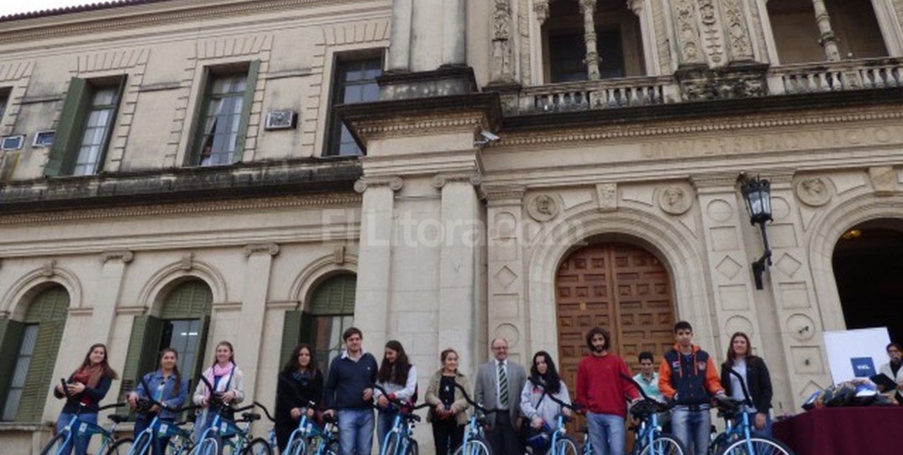Ahora sí, a la facu en bicicleta