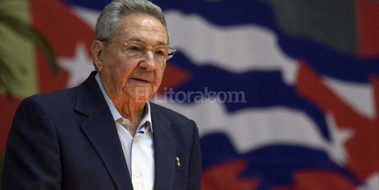 Cuba permitirá que sus ciudadanos puedan salir del país por mar