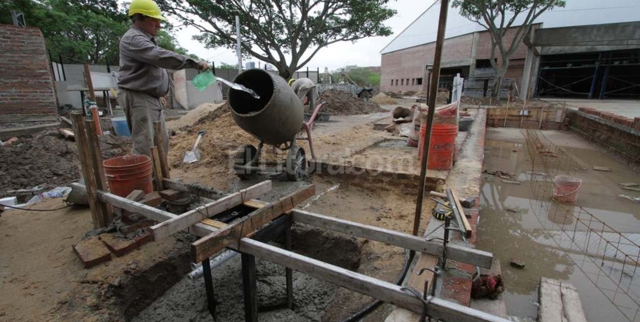 Los despachos de cemento cayeron casi 10% en febrero