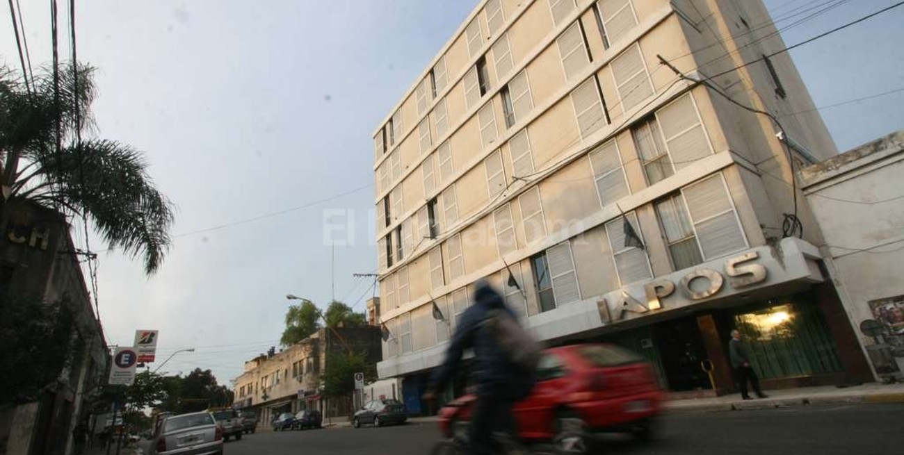 Los traumatólogos solicitan una nueva reunión con Iapos