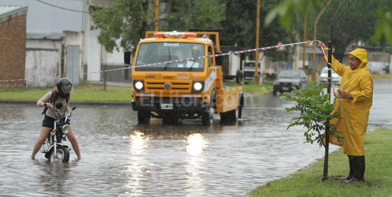 Tormenta de lluvia y viento azotó a Santa Fe