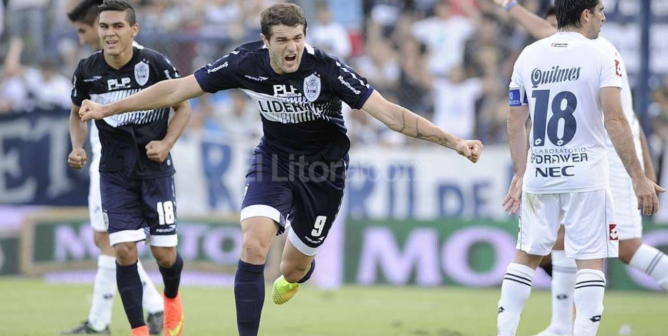 Gimnasia desliza "falta  de códigos" por Vegetti