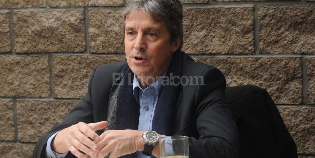 Por el pedido de endeudamiento, van dos ministros al Senado