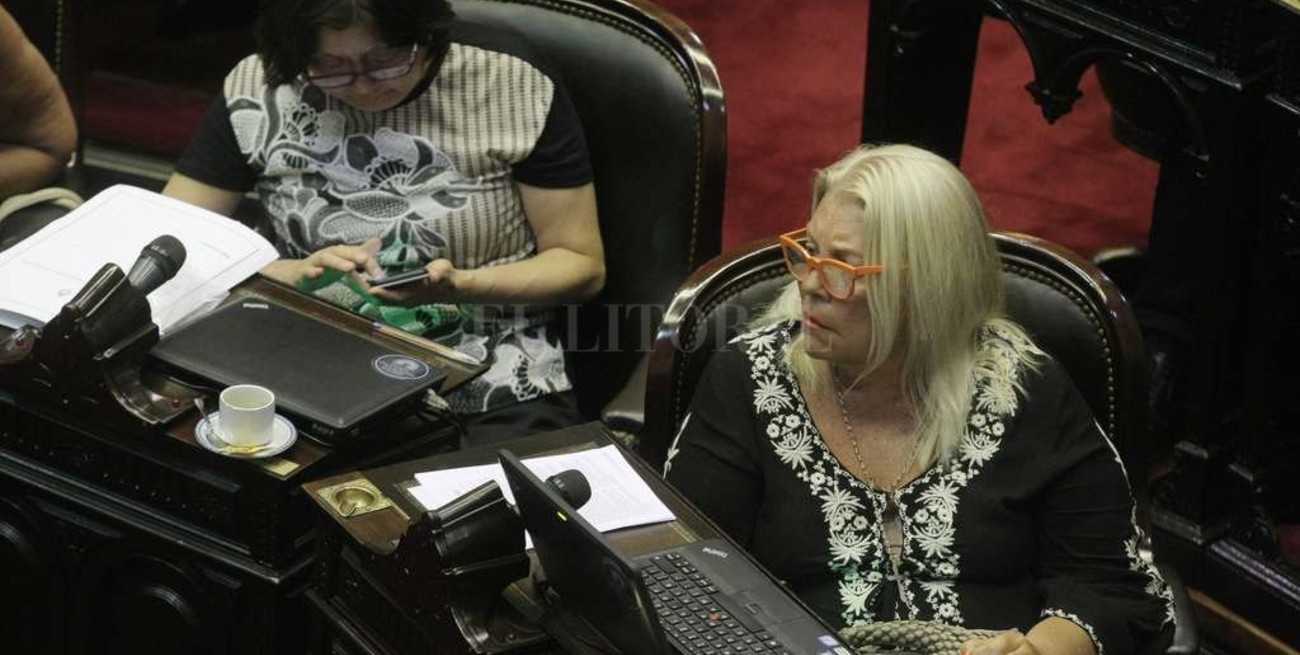 Carrió: "No se pueden cometer más errores"