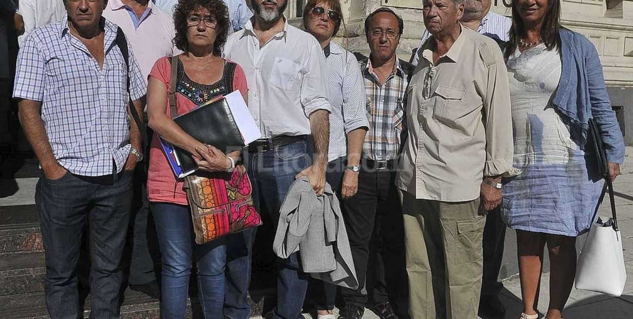 El gobierno convocó a los gremios docentes para firmar el acta acuerdo de paritarias