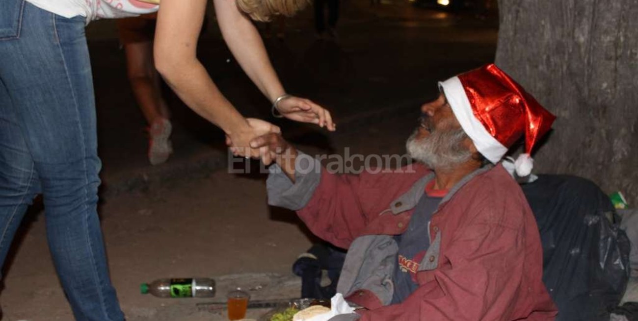 Solicitan donaciones de artículos navideños para dar a los indigentes