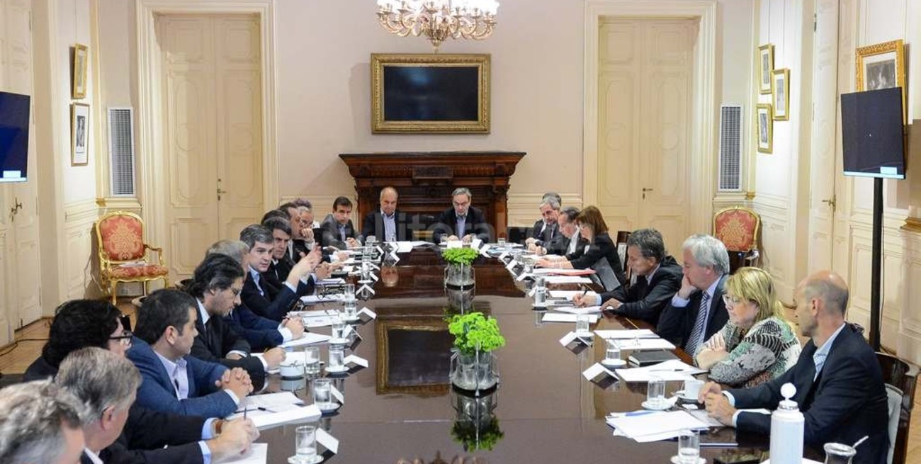 Macri encabeza una nueva reunión de gabinete