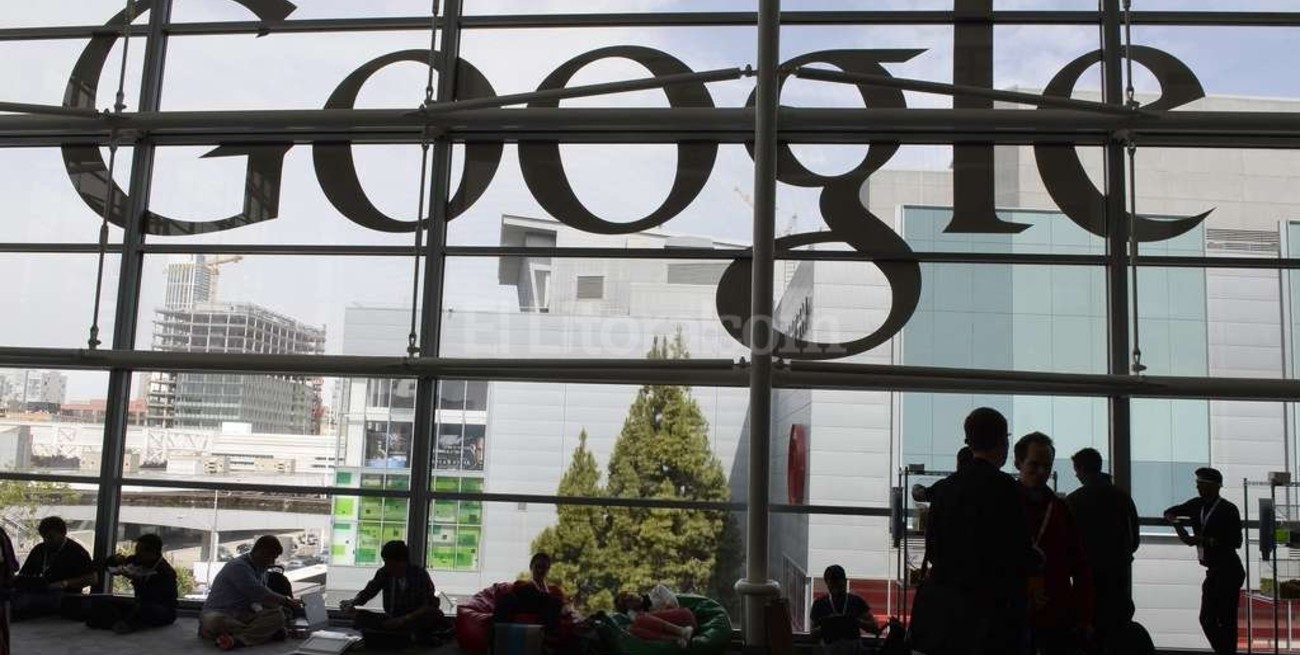 Piden a Google eliminar contenido de un chico por "ciberacoso"