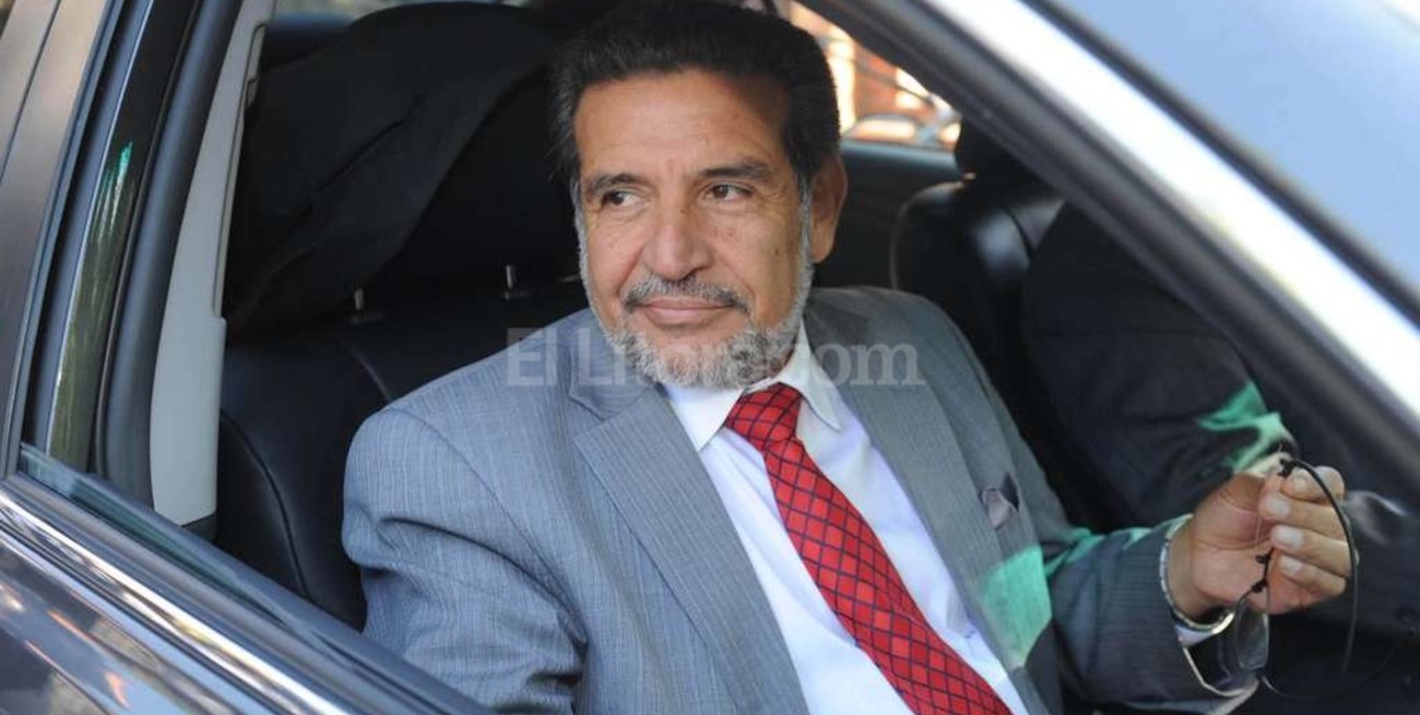 Denunciaron al gobernador de La Rioja por abuso de menores