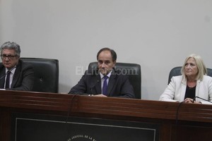 Guillermo Di Salvatore El tribunal condenó también al ex policía Perizzotti a prisión perpetua; y a los militares Morales (a 22 años) y Pavón (a 13 años).