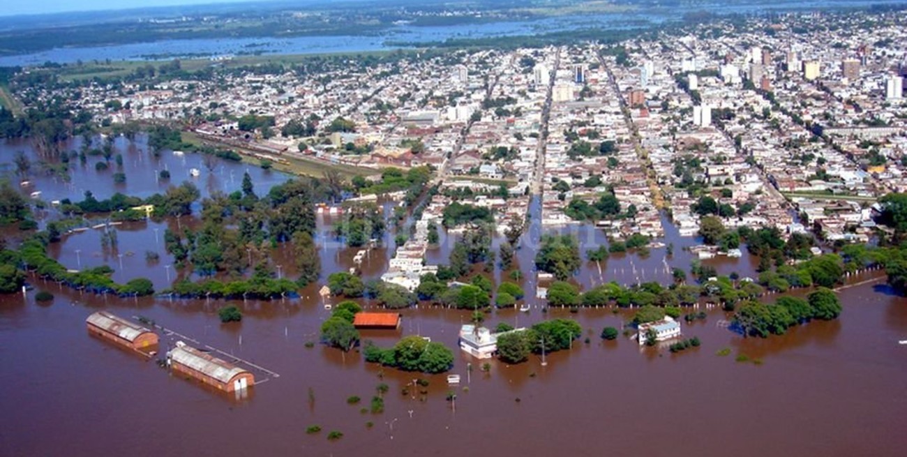 El río Uruguay baja en el norte entrerriano y se mantiene estacionario en Concordia