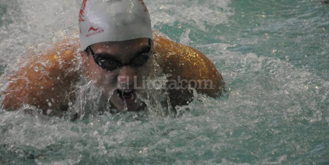 Grassi se quedó con el récord en 200 metros mariposa 