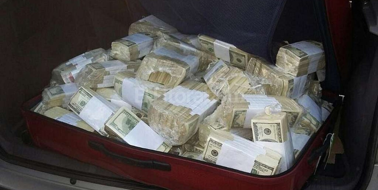 Los dólares que López escondió en el convento corren riesgo de pudrirse