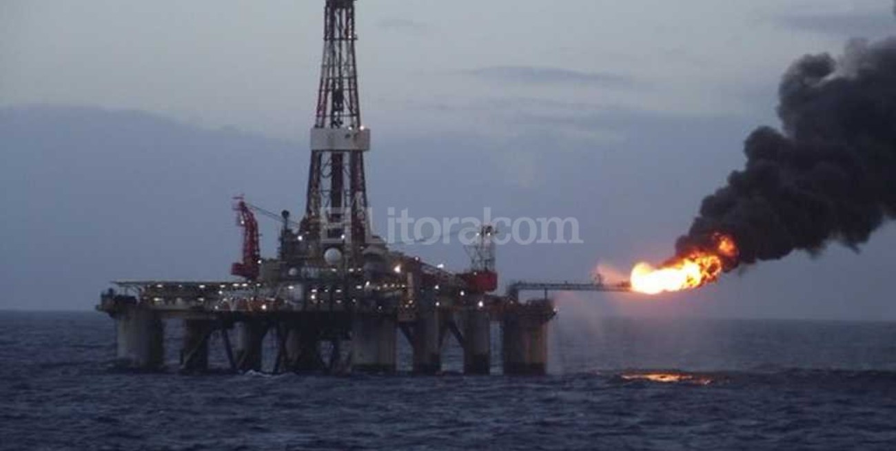 Confirman hallazgo de petróleo "clase mundial" en Malvinas