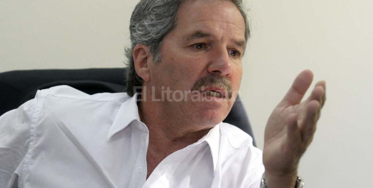 Solá: "Ninguna política económica justifica que aumente la pobreza y la indigencia"