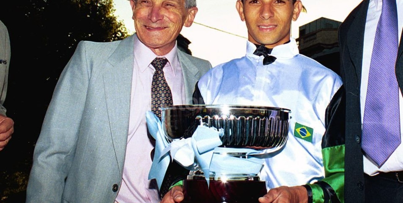 Duelo por dos en el turf local