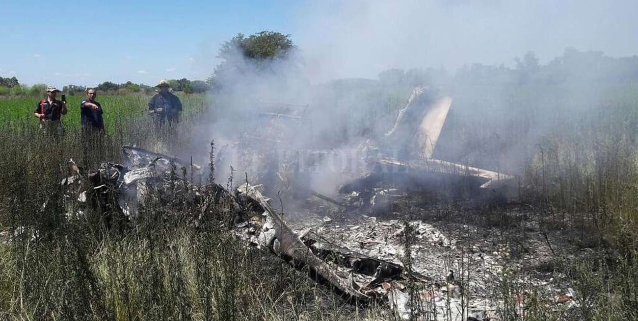 Se estrelló una avioneta y hay cinco muertos