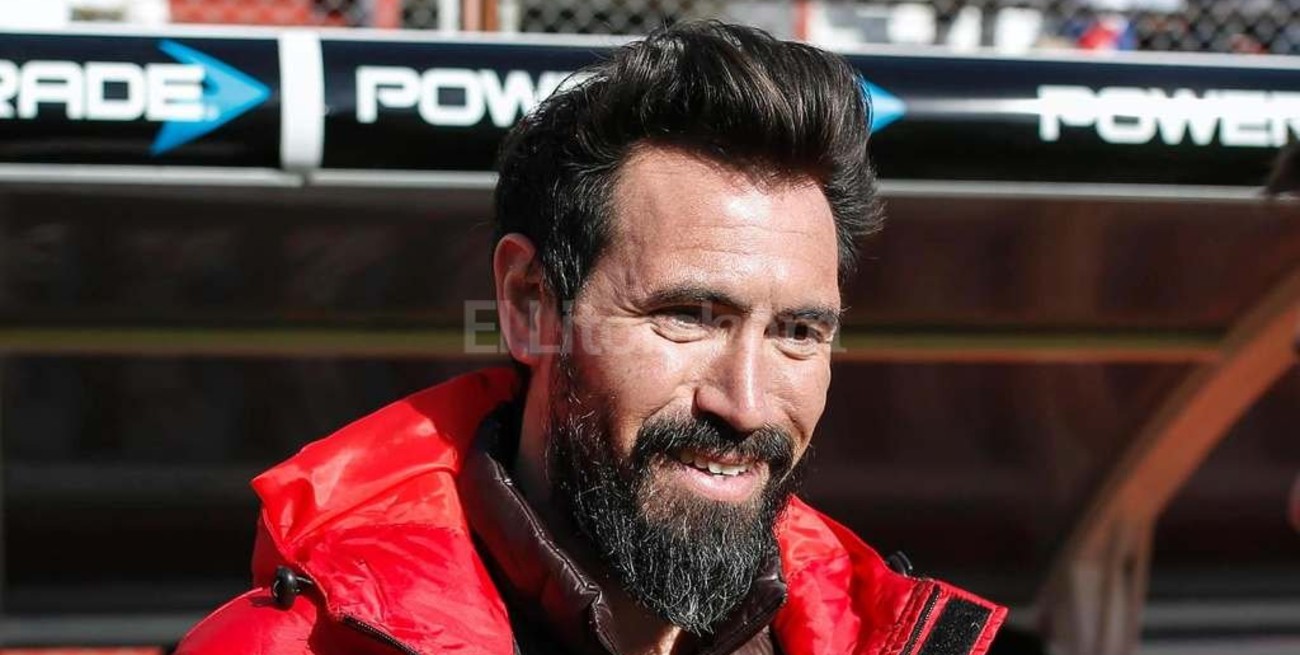 Dominguez, a un paso de sentarse en el banco sabalero