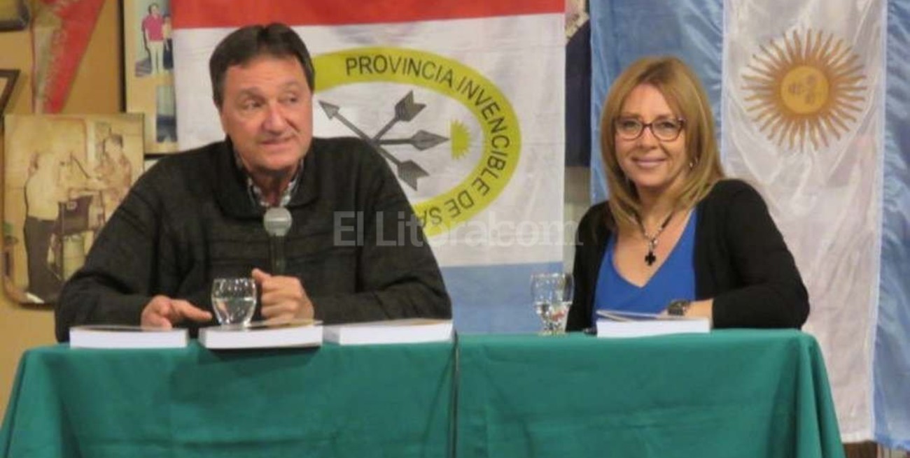 Omar Fiordelmondo presentó su Manual en el "El Quincho de Chiquito"